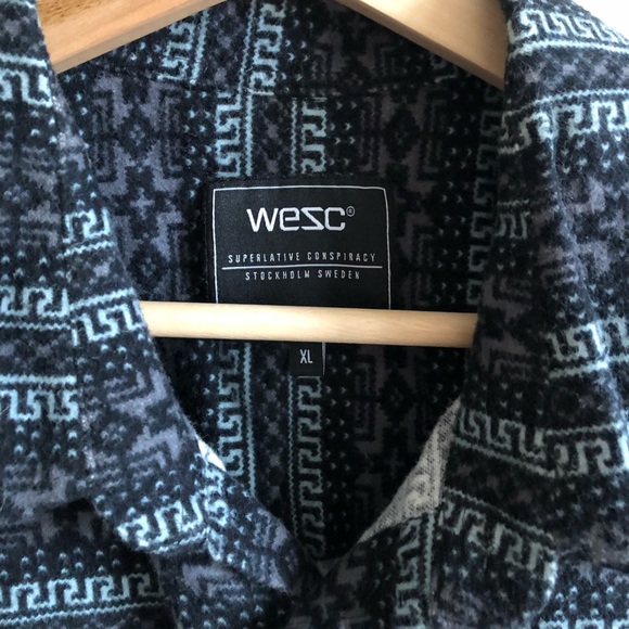 Vintage WeSC Fleece Button Down Shirt - Picture 4 of 4